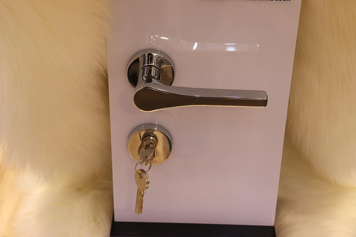 Vila Door handle Zinc Alloy Durable for All Kinds Of Indoor Doors (1-pec) Colour:Chrome -Golden |R05-504| (Golden)