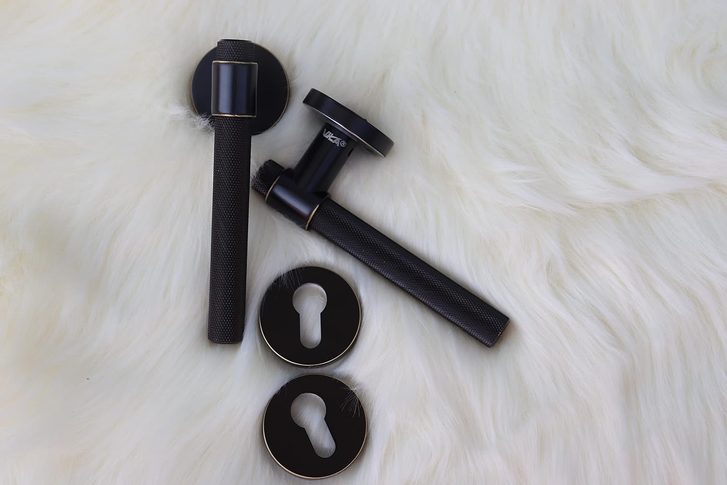 Vila Door handle Zinc Alloy Durable for All Kinds Of Indoor Doors (1-pec) Colour:Silver -Golder -Black |R05-692| (Siver)