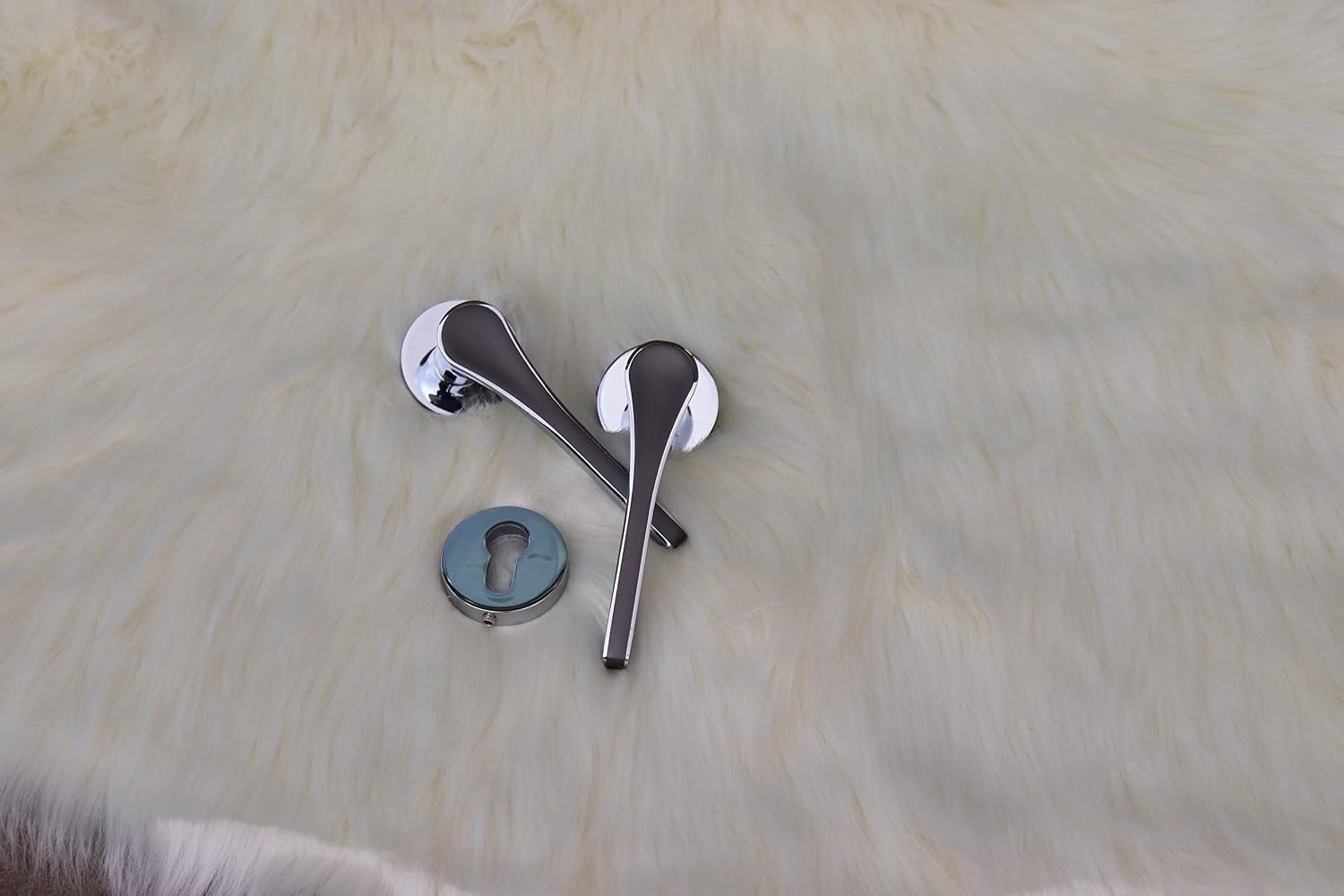 Vila Door handle Zinc Alloy Durable for All Kinds Of Indoor Doors (1-pec) Colour:Chrome -Golden |R05-504| (Golden)