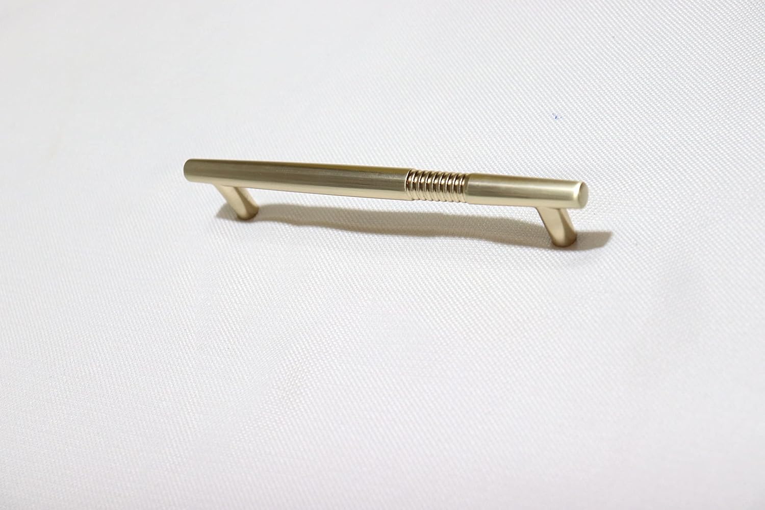 VILA (F2255) Drawer Handles Pulls Solid Zinc Alloy Furniture cupbord or Kitchen Drawer Handles Brushed Gold 1-pec (96mm)